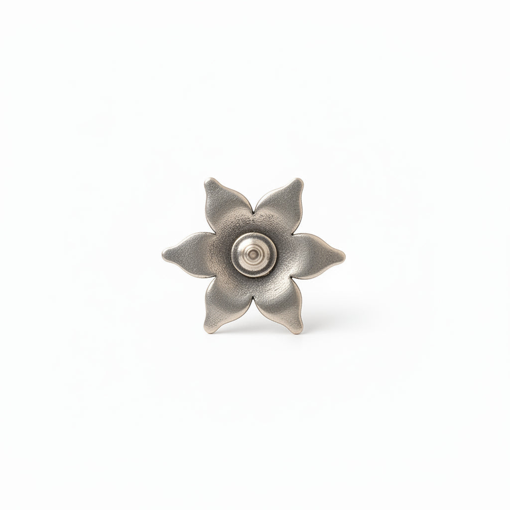 Juhi- Silver Brass Stone-Studded Stud Earrings(Blue)