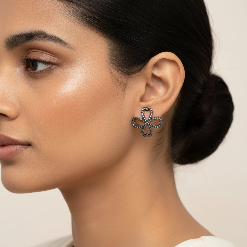 Golden loop- Metallic stud earrings