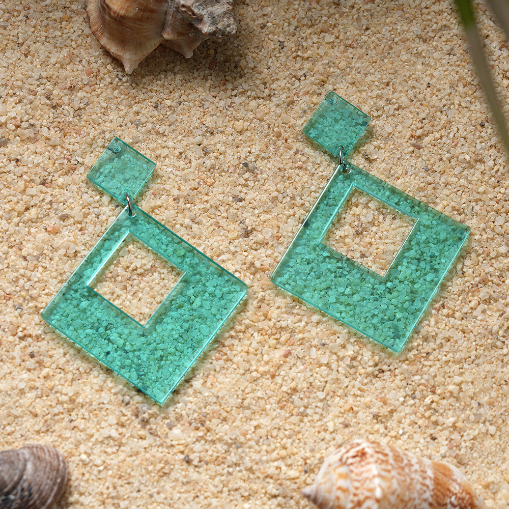 Soft Horizon- Geomatrical Dangler earrings