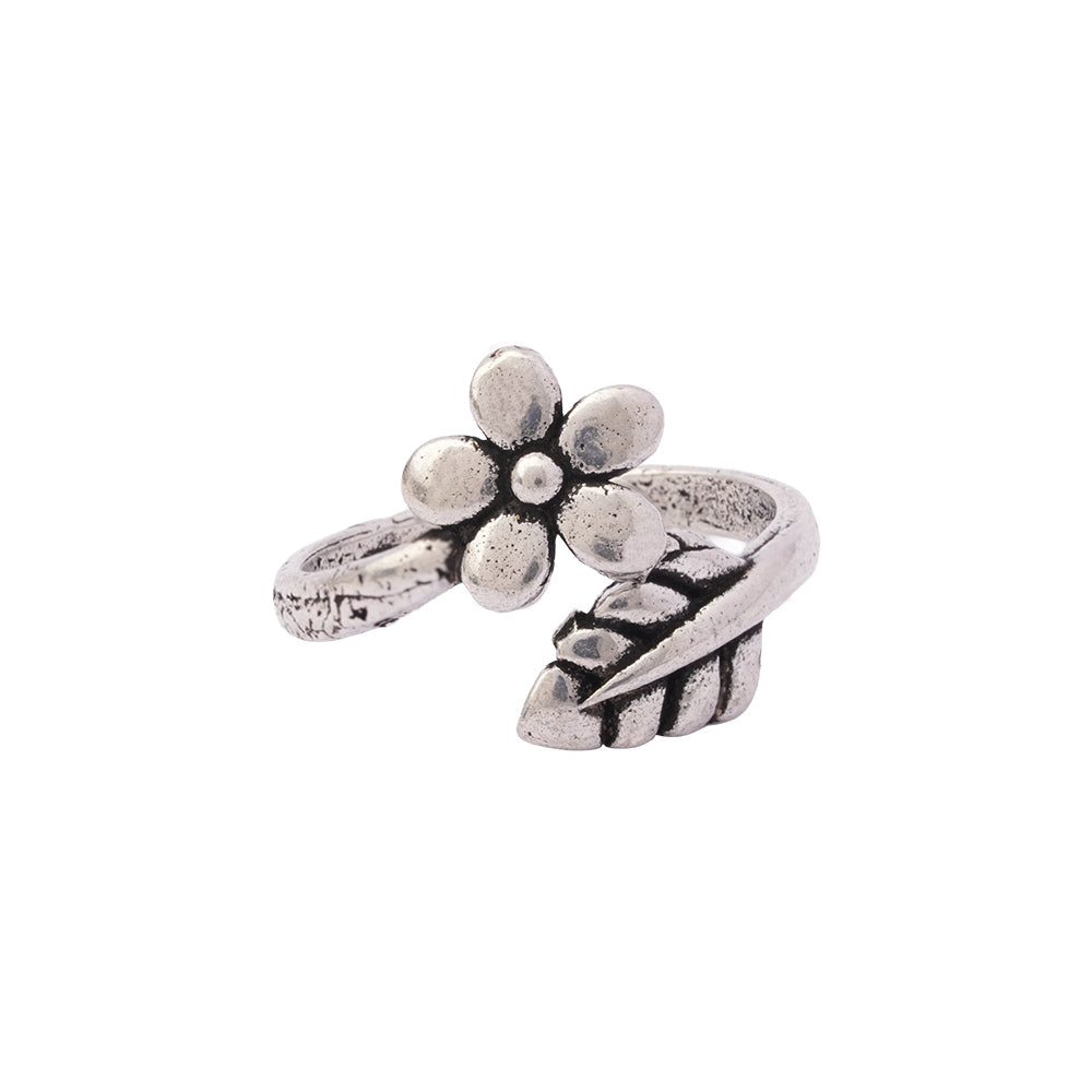 Saanvi- Oxidised Brass Toe Ring