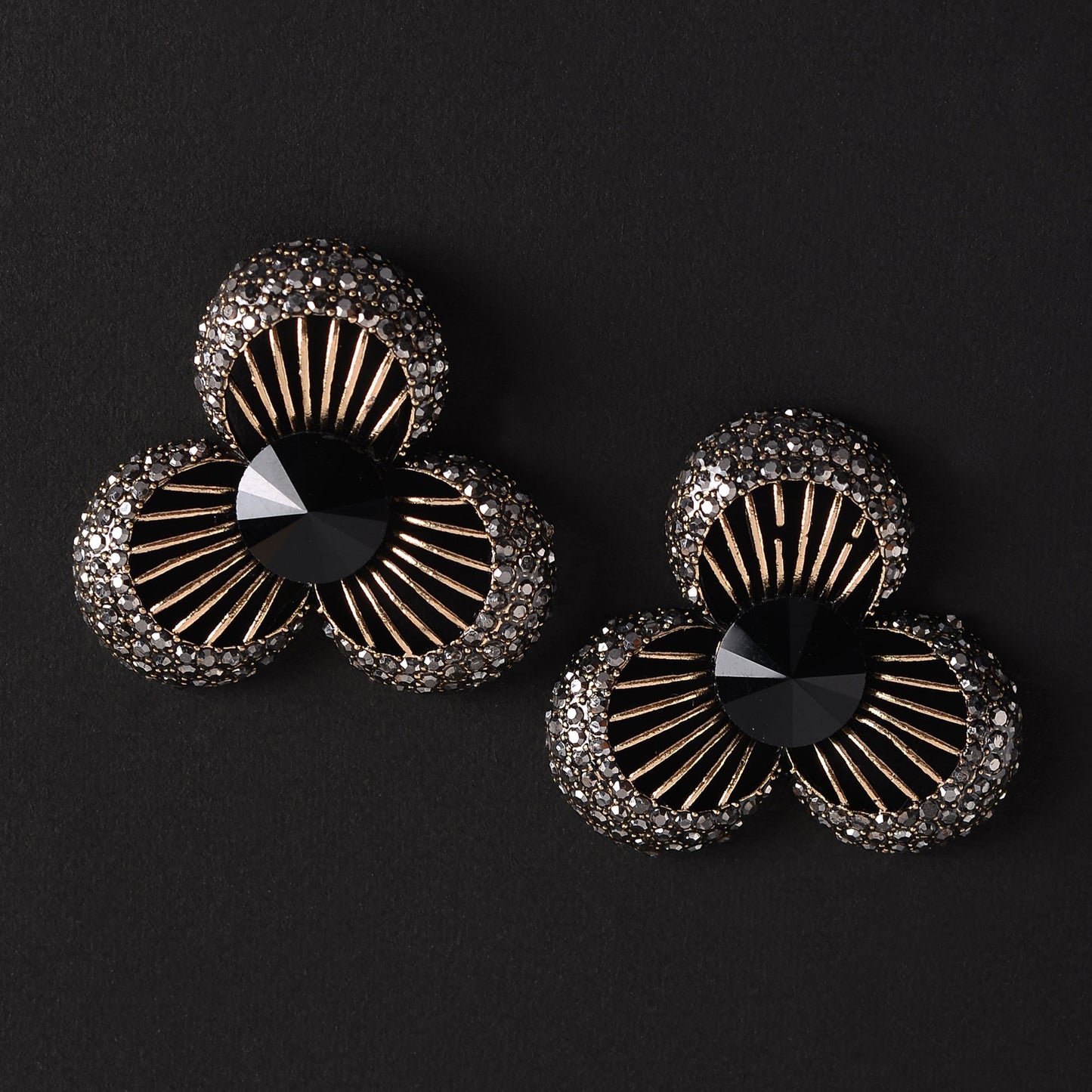 Lily Gleam- Stone studded stud earrings