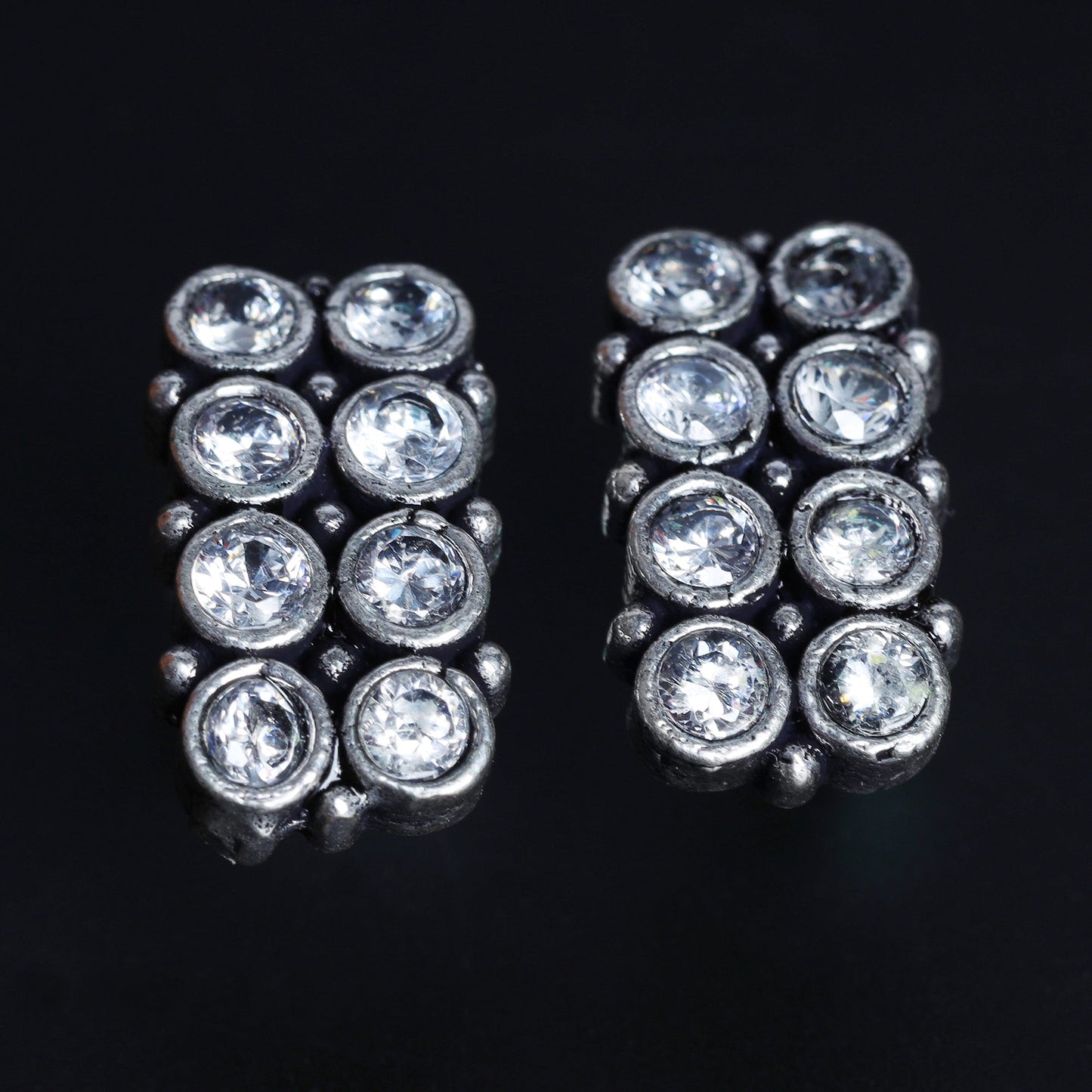 Roshni- Silver Brass Kundan Studded Stud Earrings