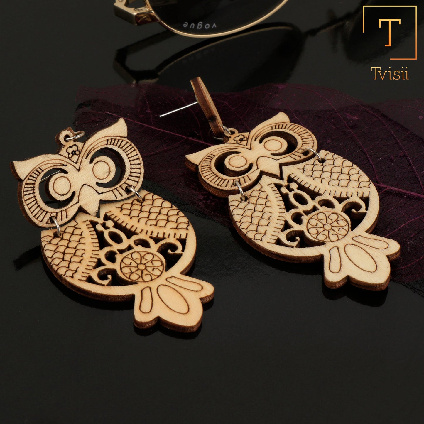 Awesome owl- Owl shpaed dangler earrings
