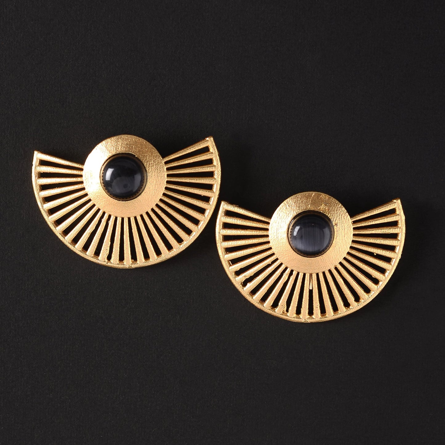 Namya- Stone Studded Golden Stud Earrings(Black)