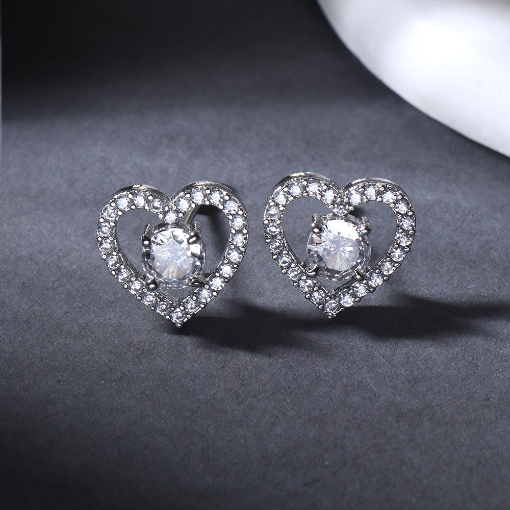 Vire Gold- Stone studded stud earrings