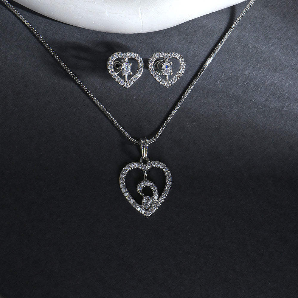 Solune- Stone studded neckpiece set