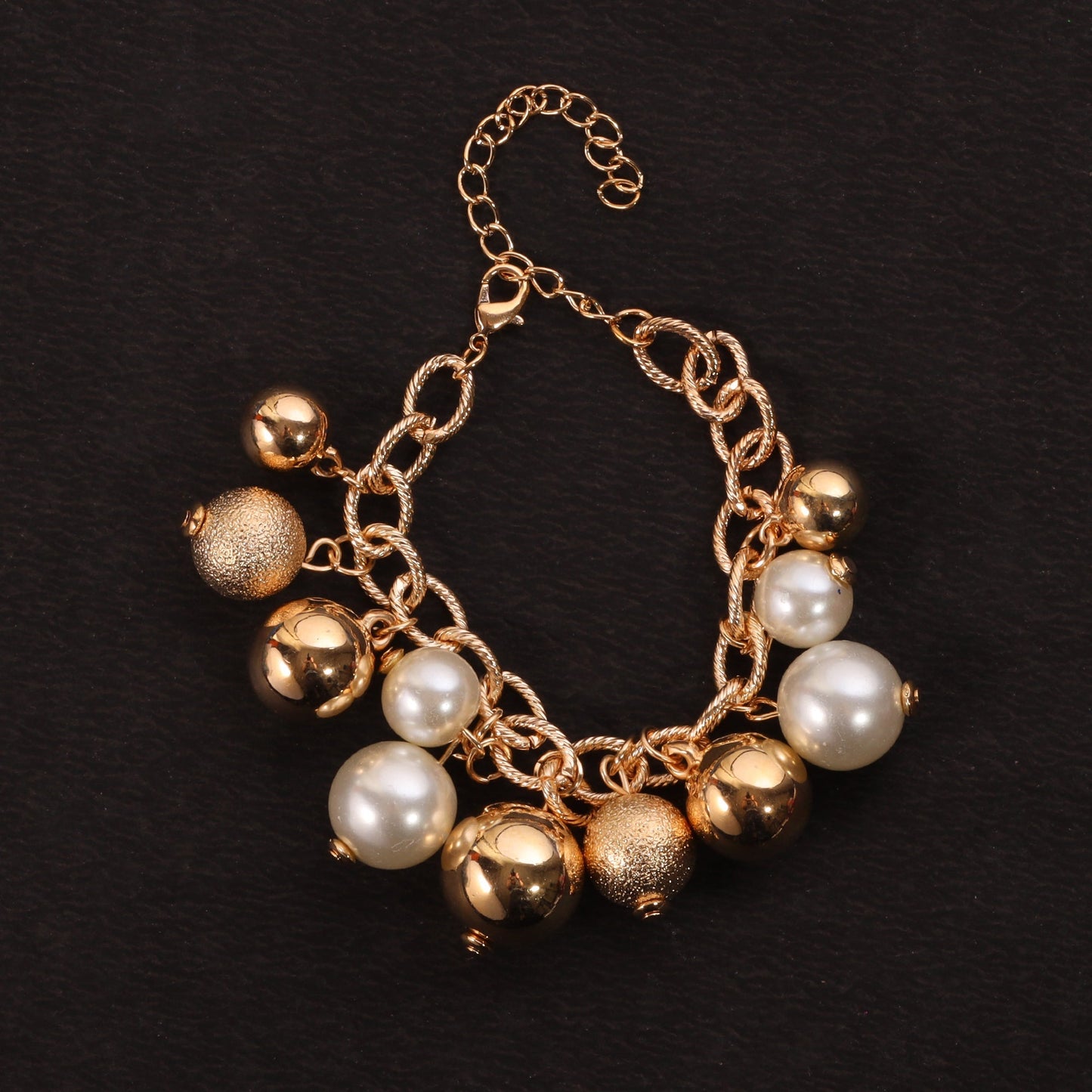 Bubble Bloom- Pearl statement bracelet