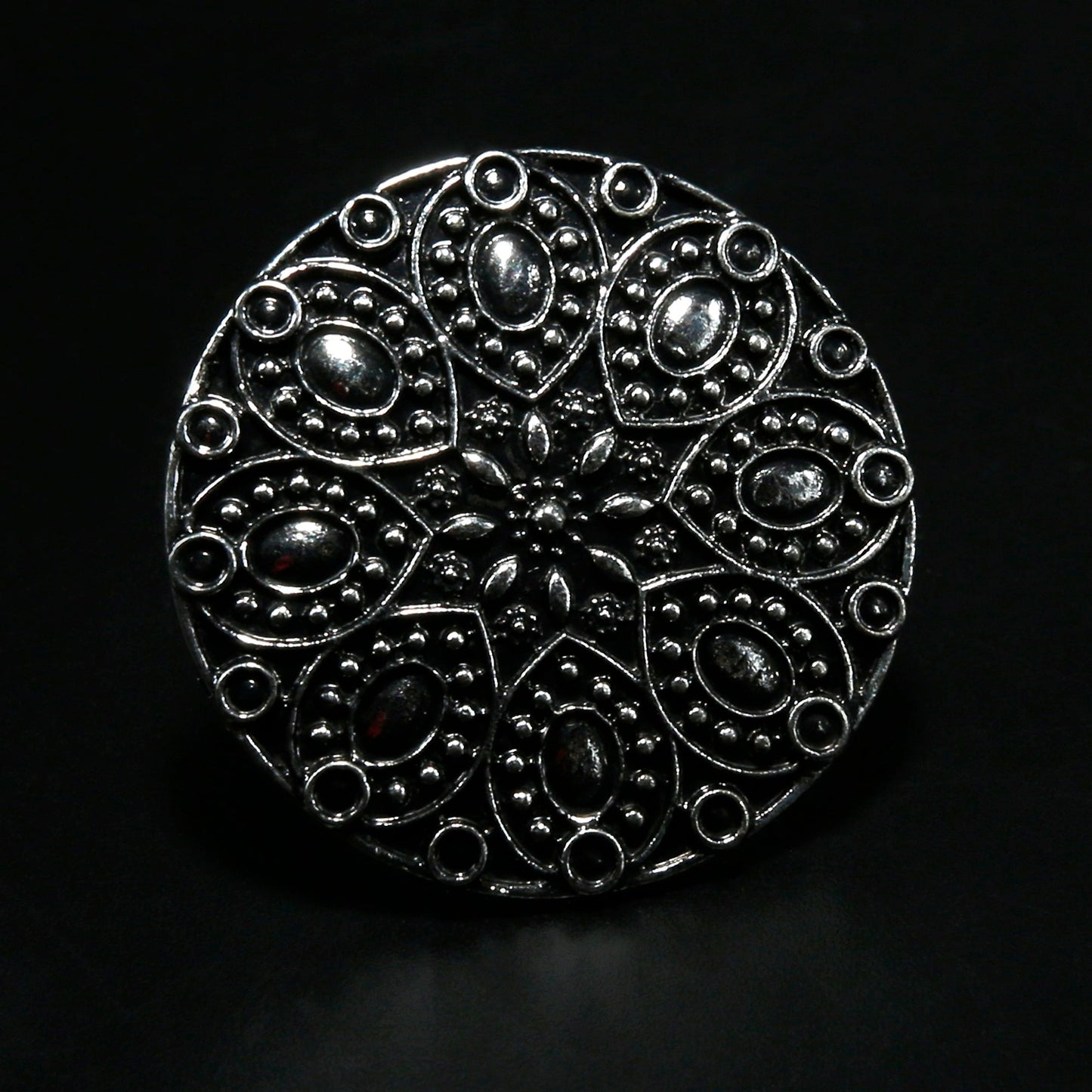 Nayika- Silver oxidised ring
