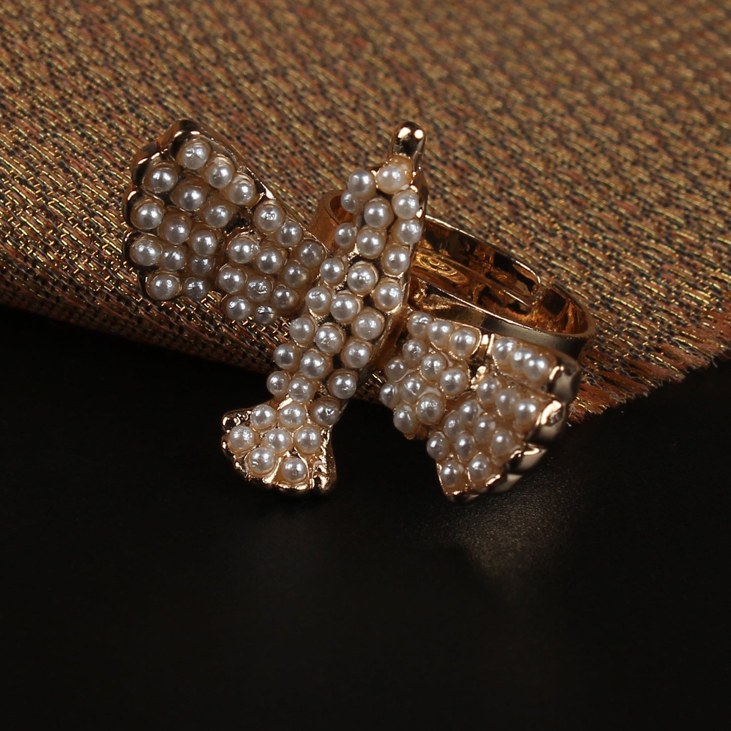 Flawlwss flight- Pearl studded bird shaped ring