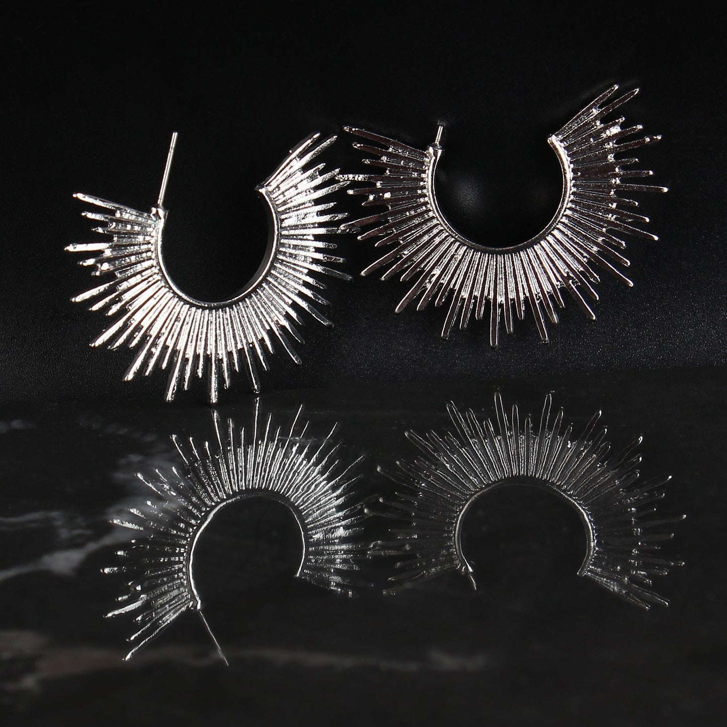 Silver Ray- Silver stud earrings