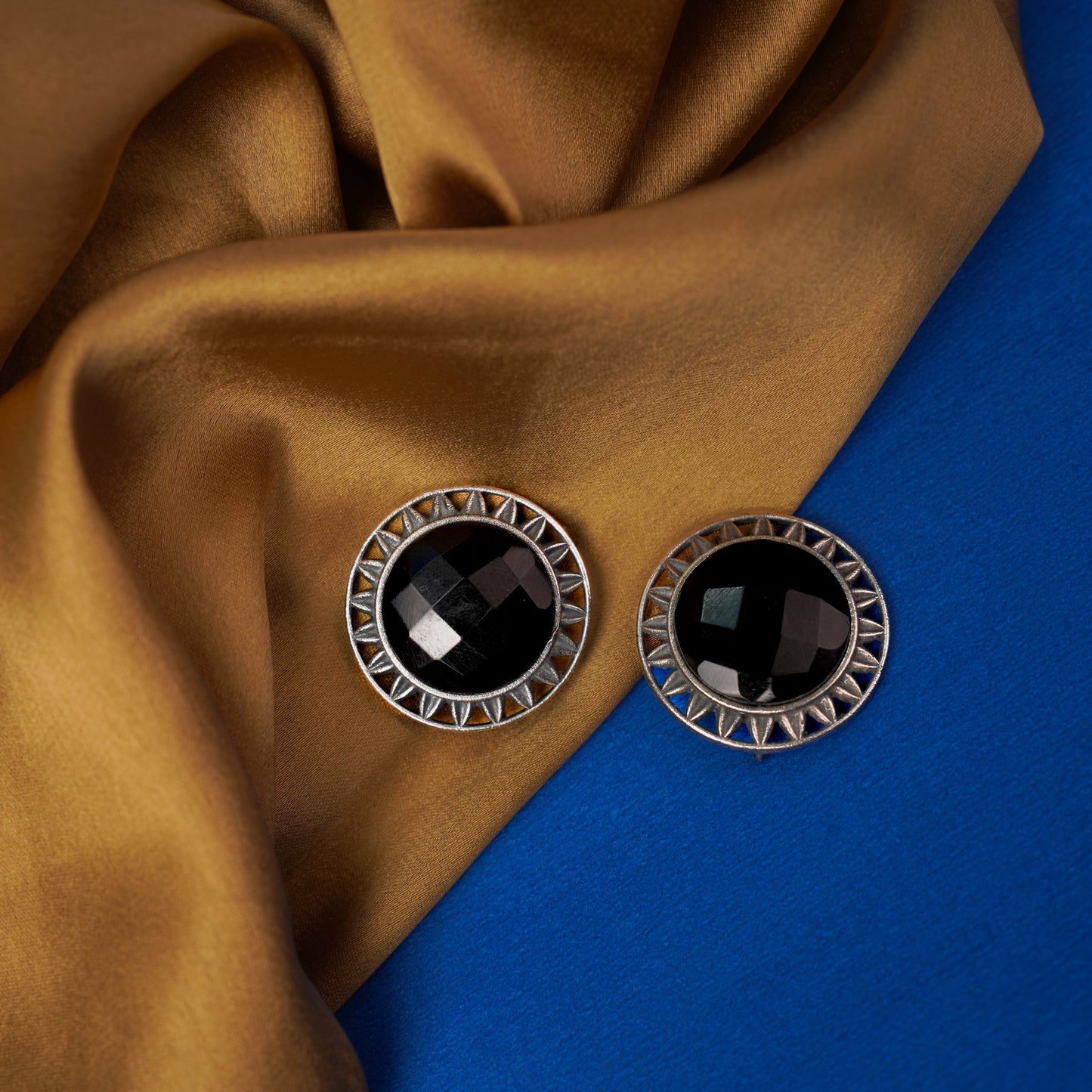 Manikya- Silver Brass Stone-Studded Stud Earrings(Black)