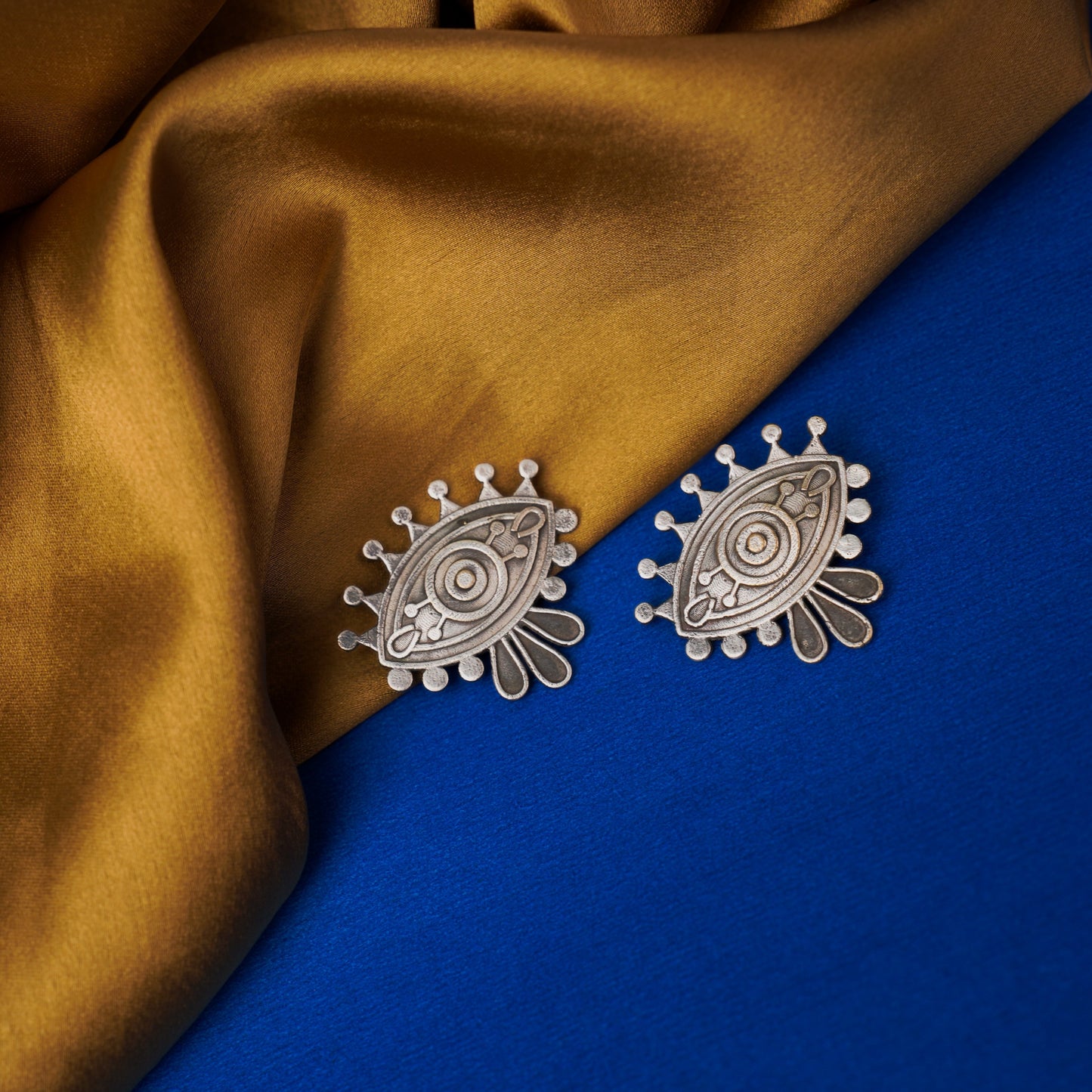 Naina- Silver Brass Oxidised stud earrings