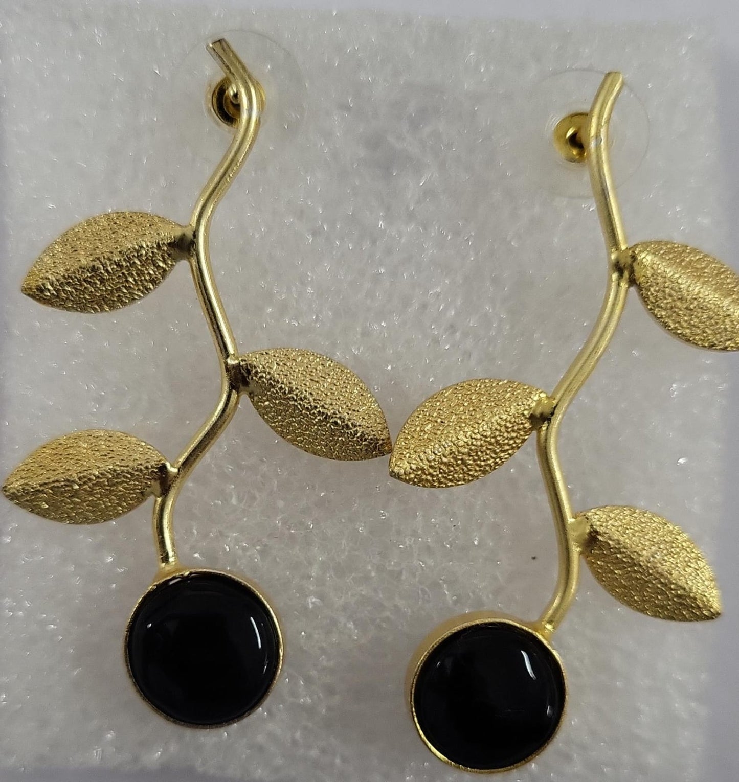 Ananta- Stone Studded Earrings(Black)