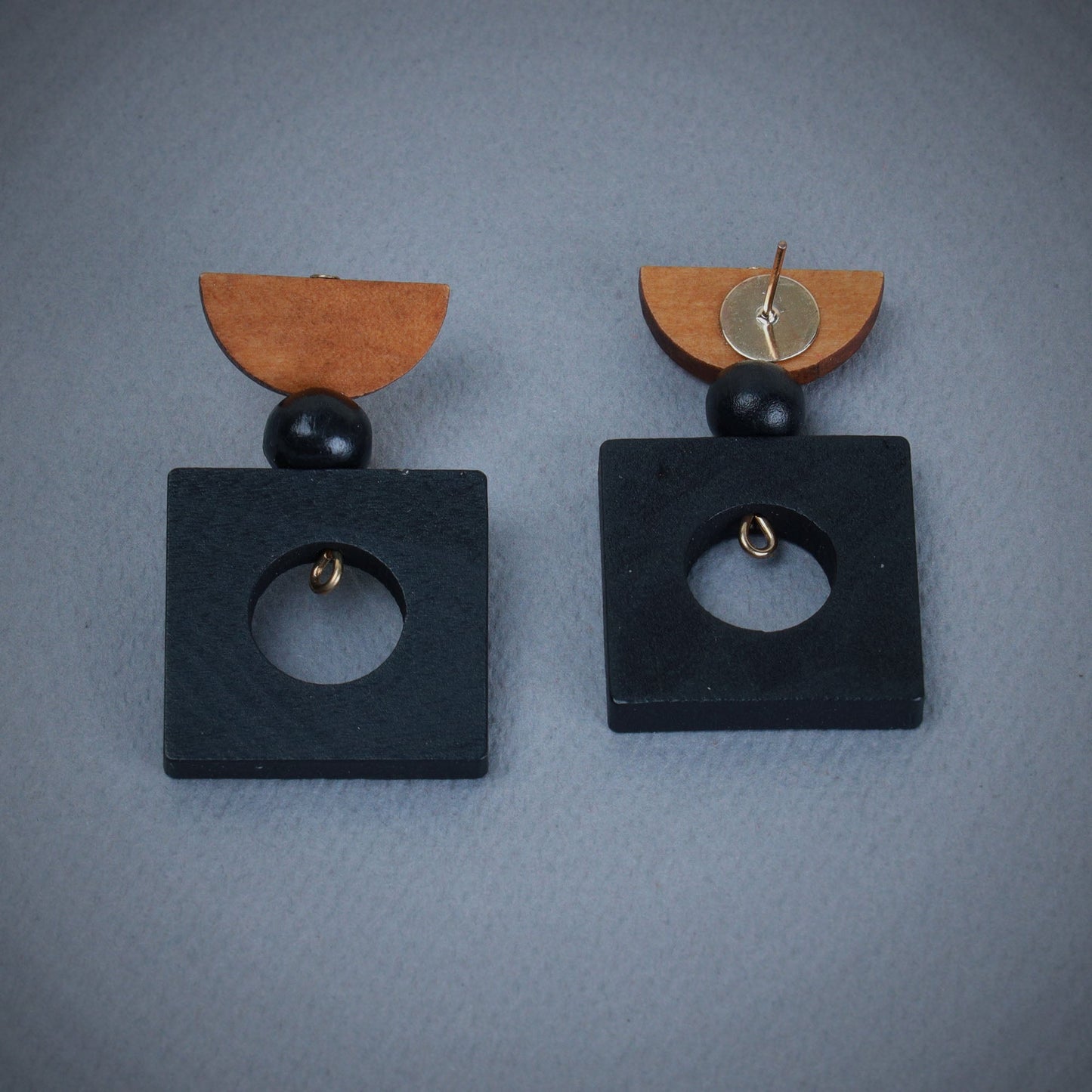 Nomad Trail- Wooden dangler earrings