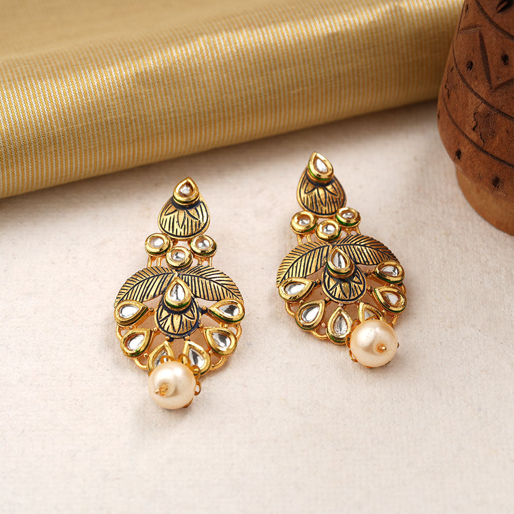 Amoli – Hanging Pearl Dangler Earrings