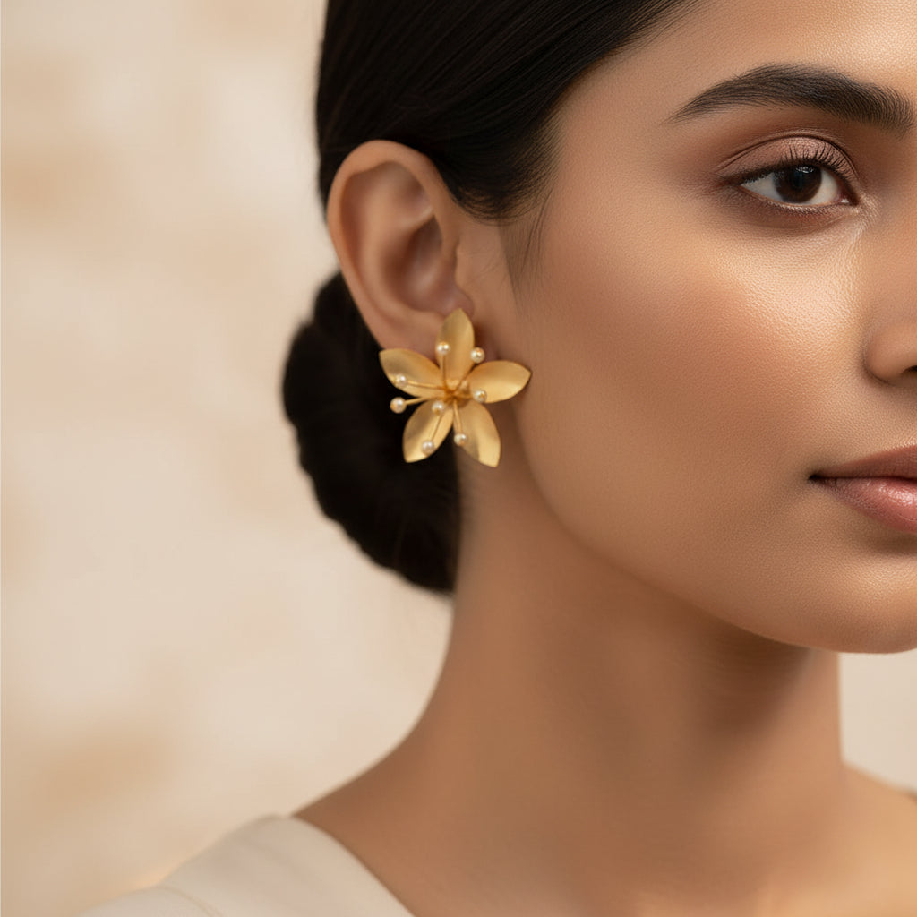 Sarika- Golden Stud Earrings