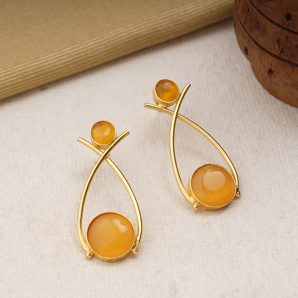 Anika- Stone Studded Golden Frames Stud Earrings(Yellow)