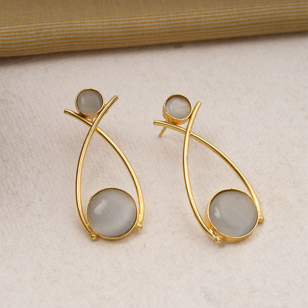 Anika- Stone Studded Golden Frames Earrings (Gray)