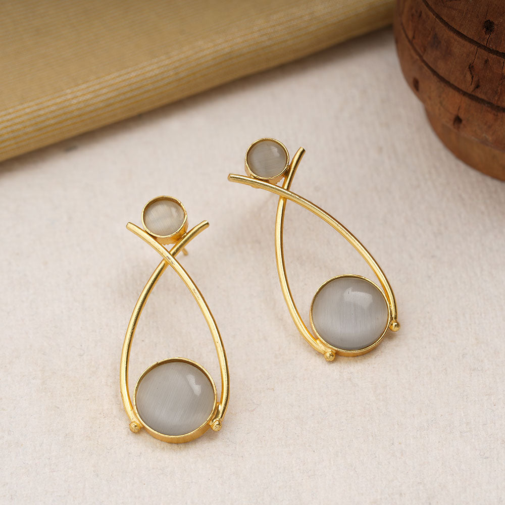 Anika- Stone Studded Golden Frames Earrings (Gray)