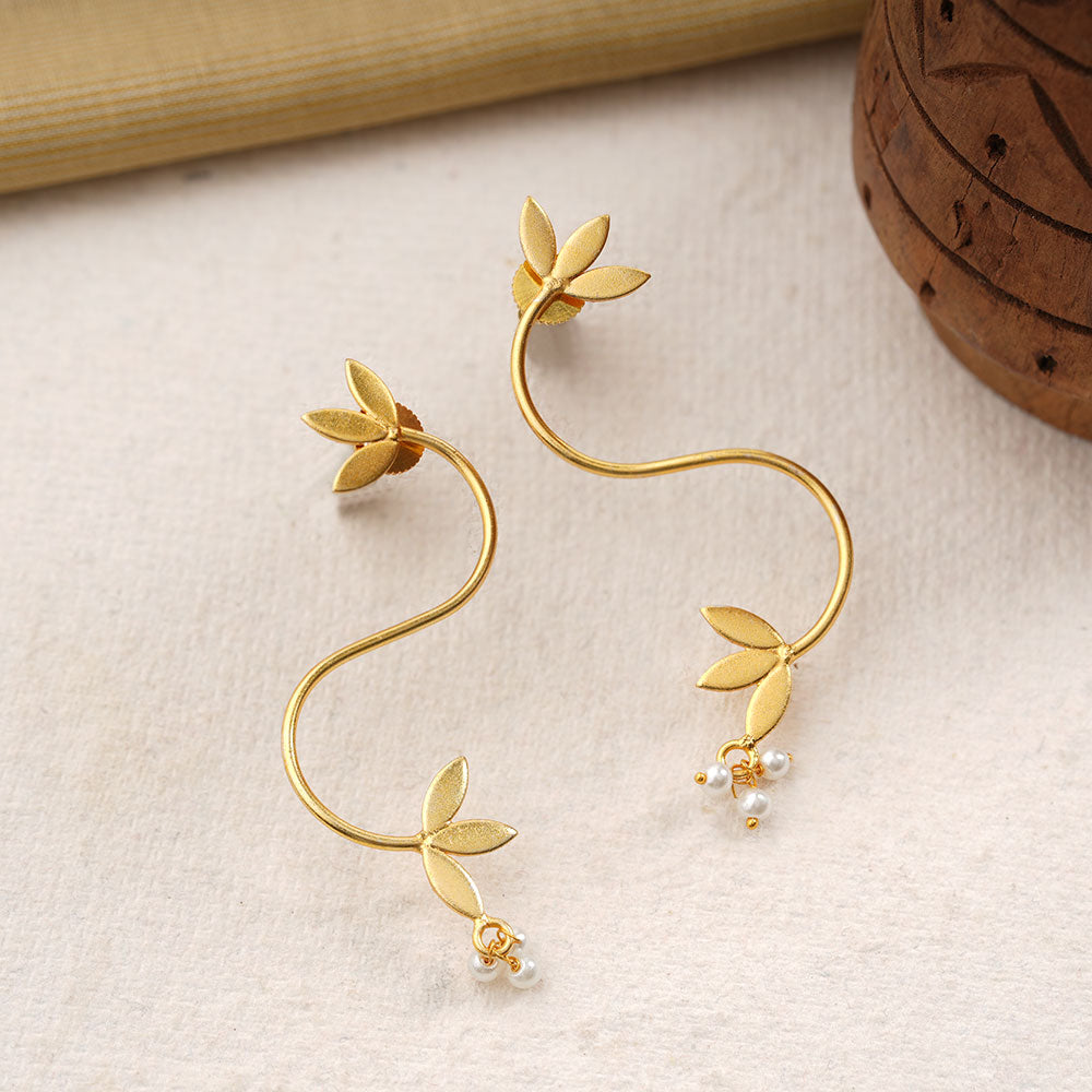 Aparna- Hanging Pearl Stud Earrings