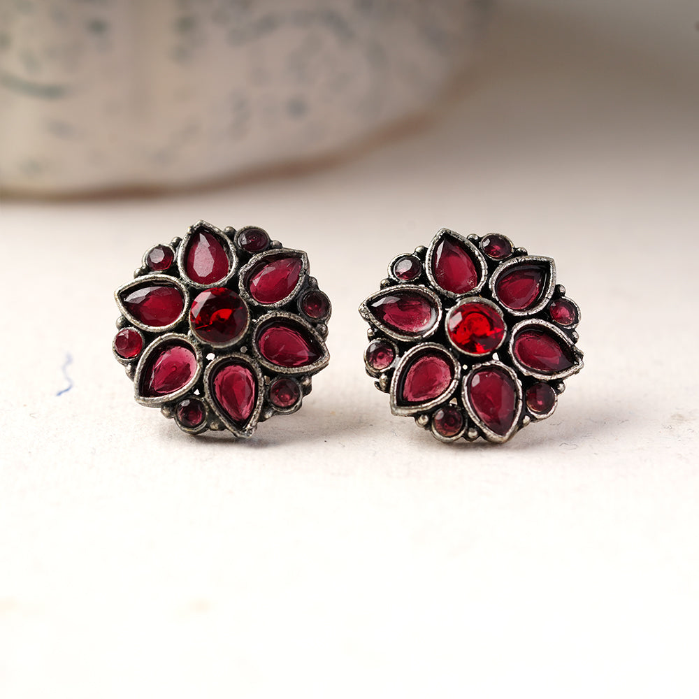 Kusuma- Silver oxidised Stone-Studded stud earrings