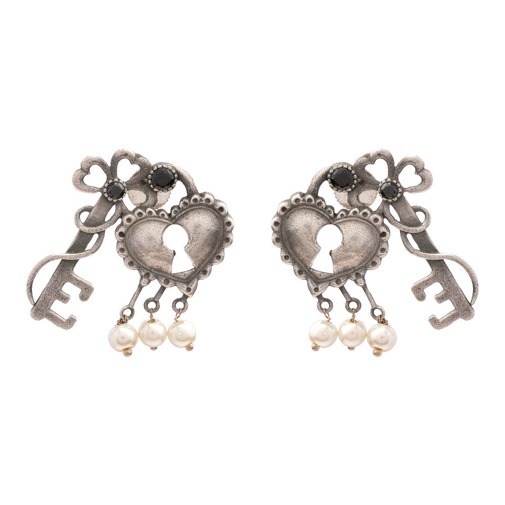 Kunjika- Silver Brass Oxidised Stud Earrings(Black)