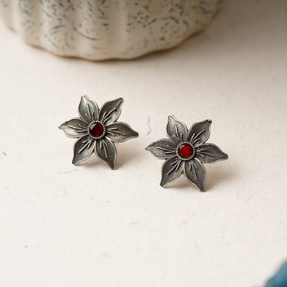 Juhi- Silver Brass Stone-Studded Stud Earrings(Red)