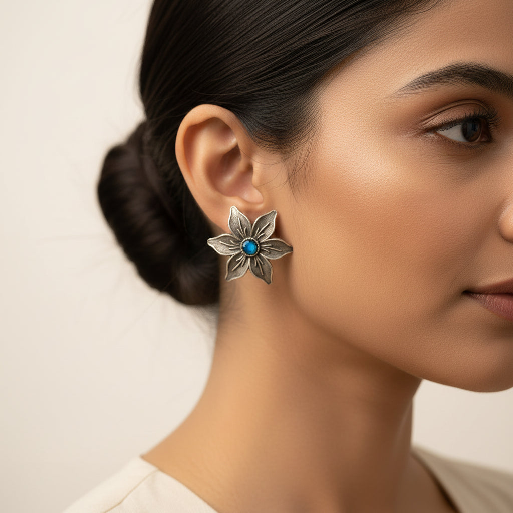 Juhi- Silver Brass Stone-Studded Stud Earrings(Blue)