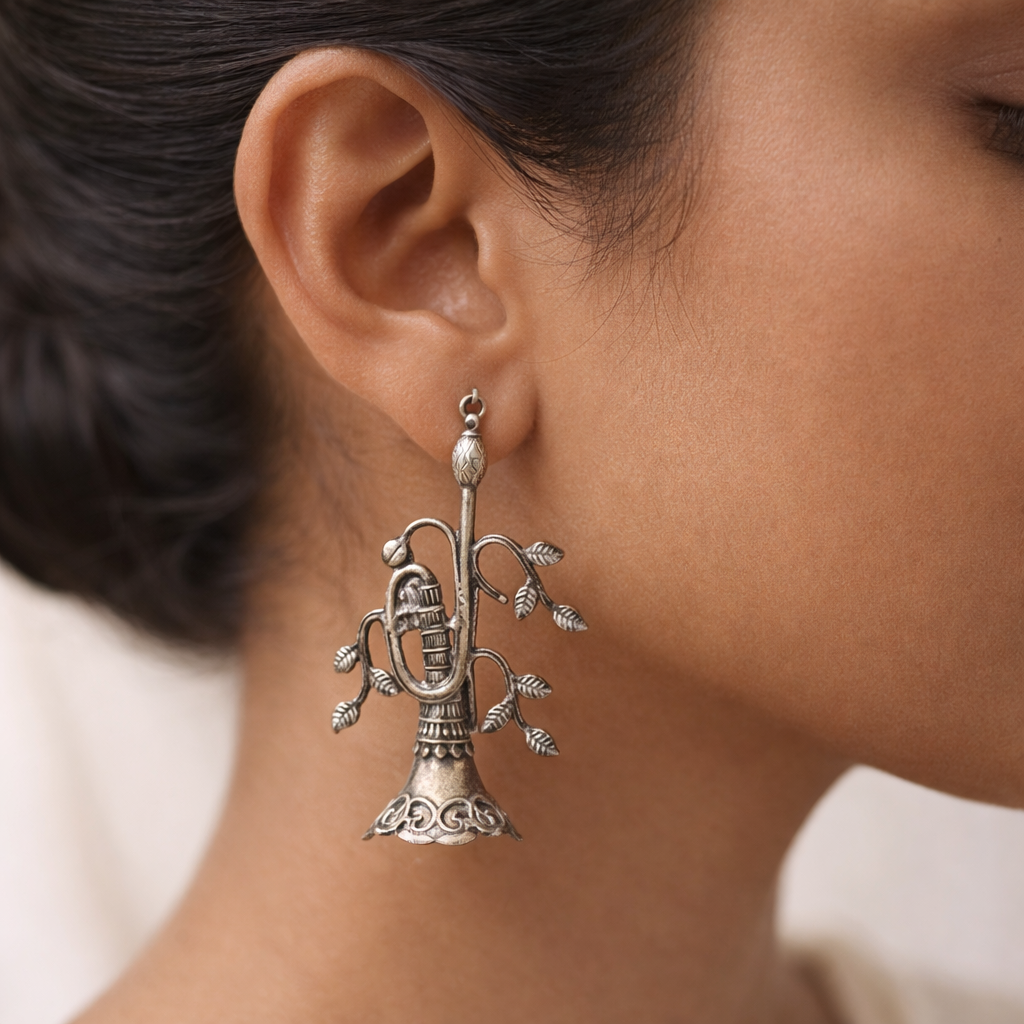 Naadini- Silver Brass oxidised stud earrings