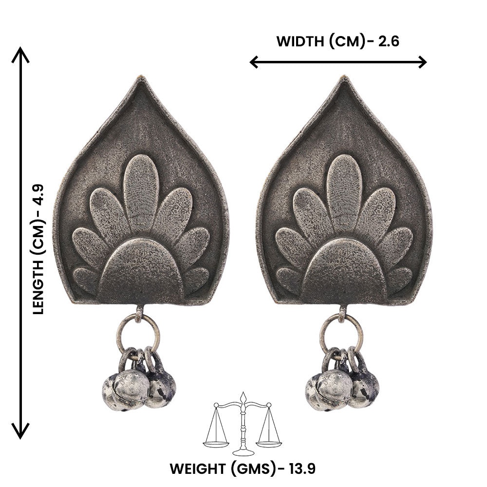 Nivedita- Silver Brass Oxidisd dangler earrings