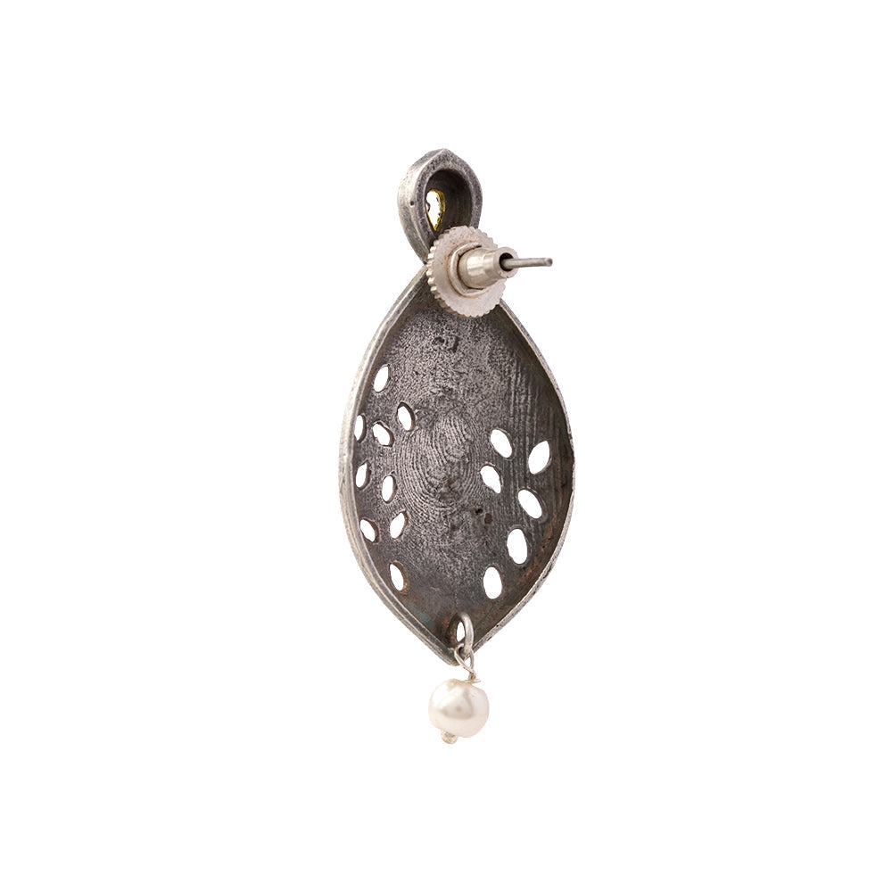 Kanha- Silver Brass Pearl stud earrings(White)