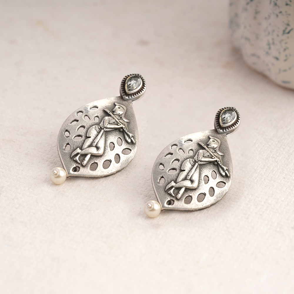 Kanha- Silver Brass Pearl stud earrings(White)