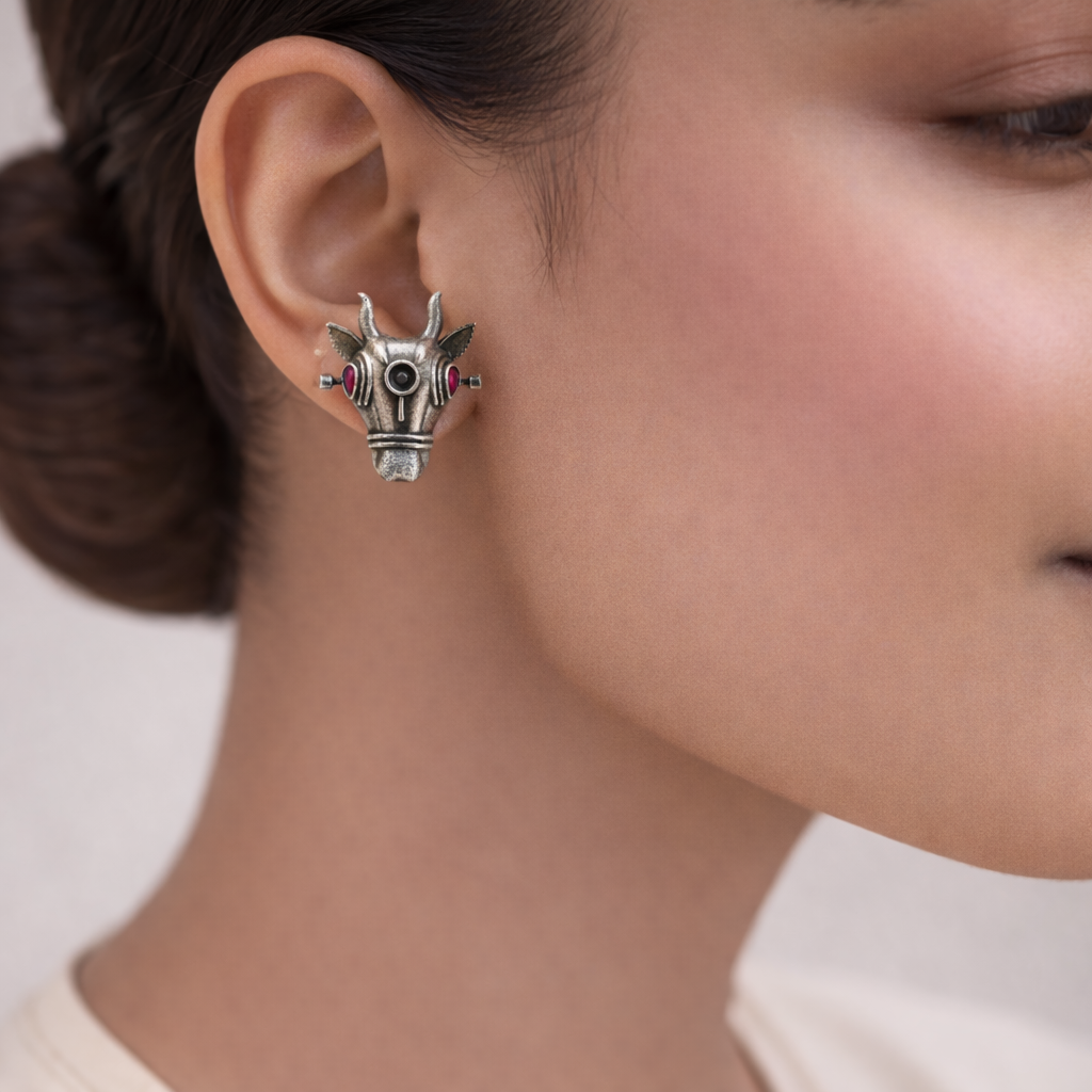 Nandi- Silver oxidised Stone-Studded stud earrings(Red)