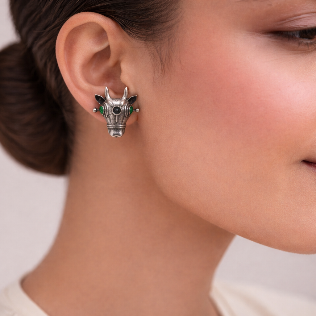 Nandi- Silver oxidised Stone-Studded stud earrings(Green)