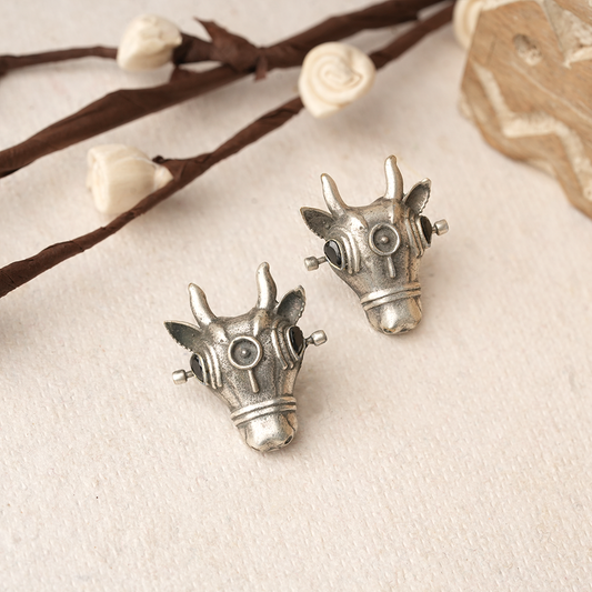 Nandi- Silver oxidised Stone-Studded stud earrings(Black)