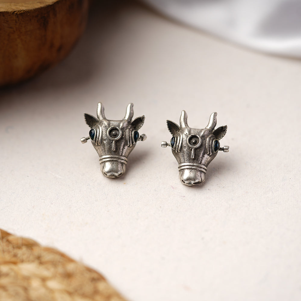 Nandi- Silver oxidised Stone-Studded stud earrings(Blue)