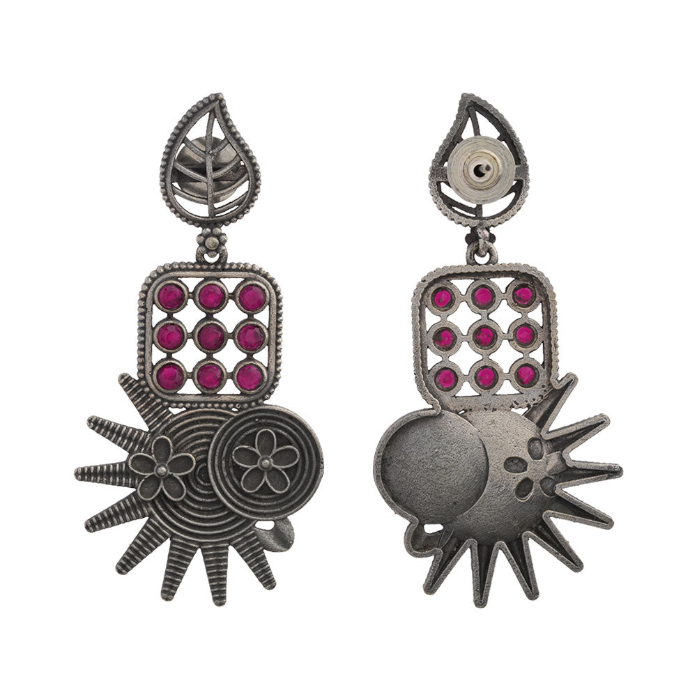 Pallavi – Silver Brass Oxidised Dangler Earrings ( Red )