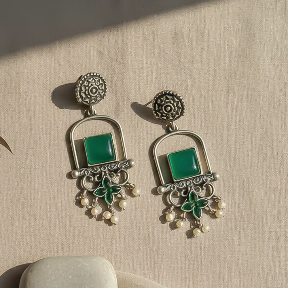 Meherab- Silver Brass Oxidised Stone-Studded Dngler Earrings (Green)