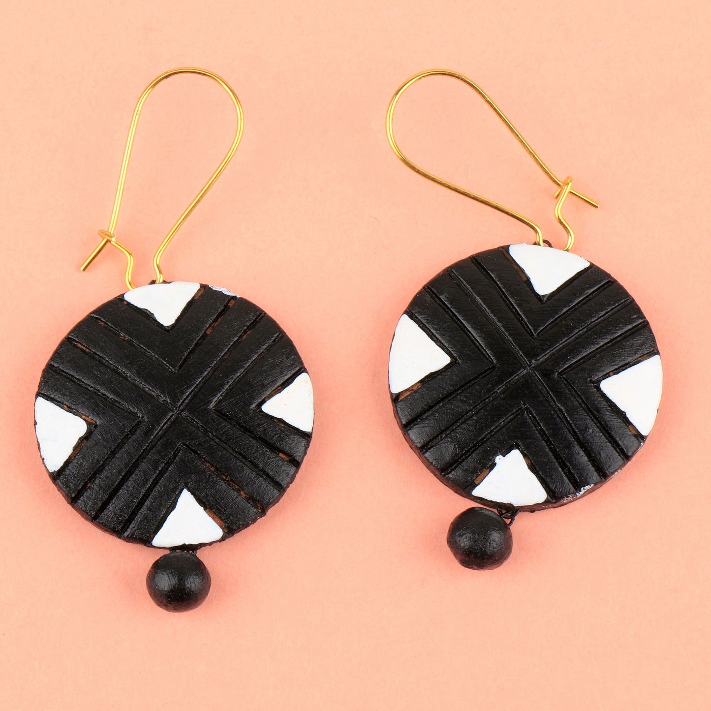 Folkra- Handcrafted Clay Dangler Earrings