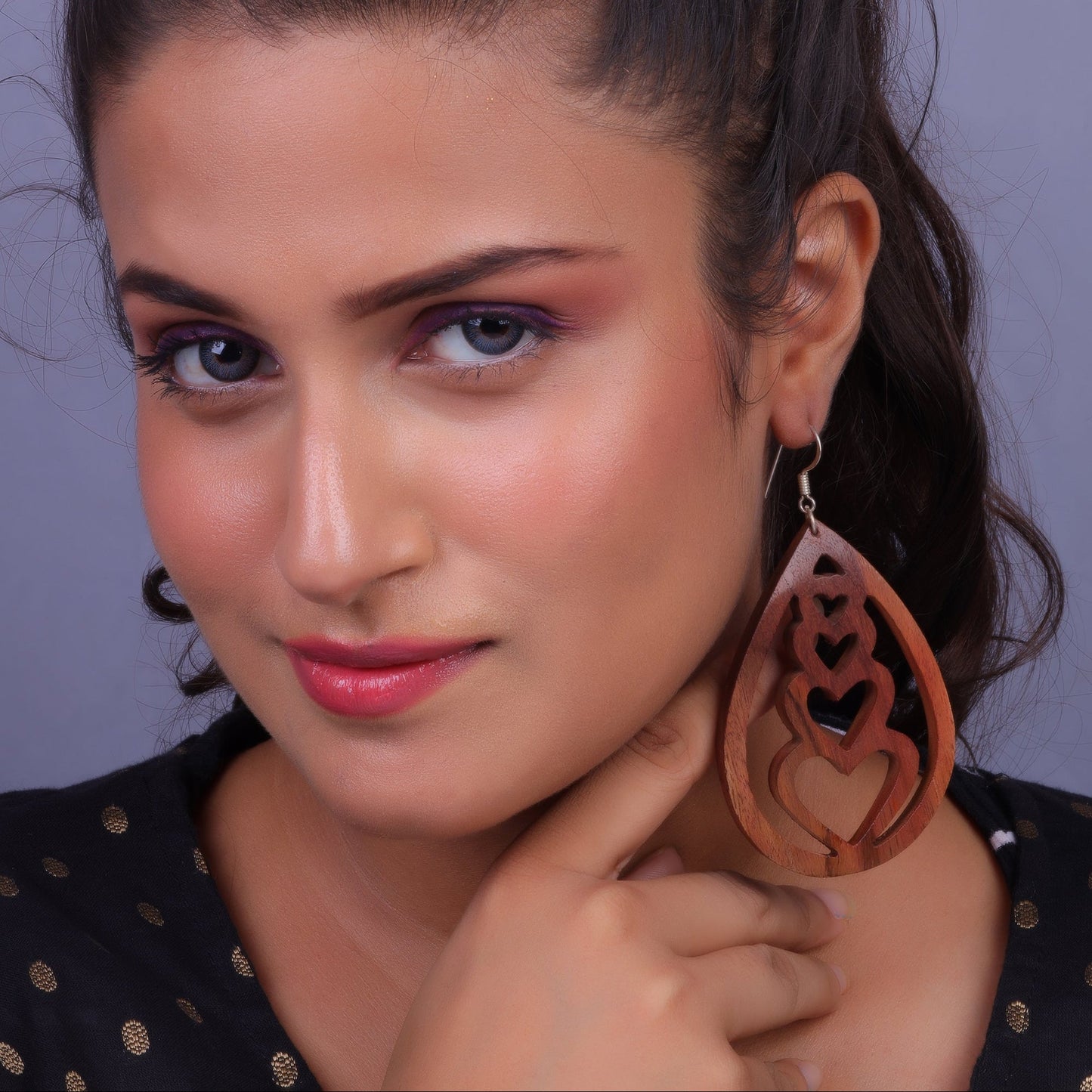 Suve- Wooden Dangler Earrings