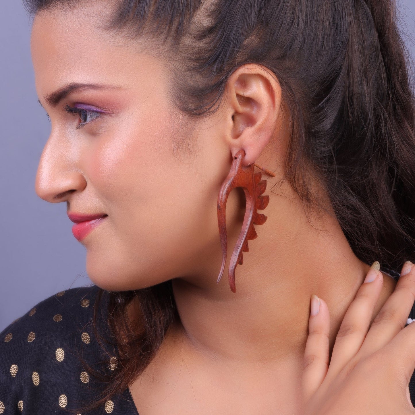 Naavi- Wooden Loop Earrings