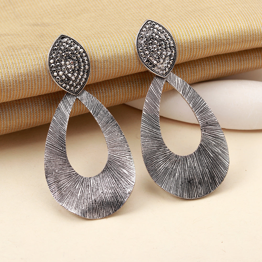 Star Bloom- Metallic stone studded Dangler earrings