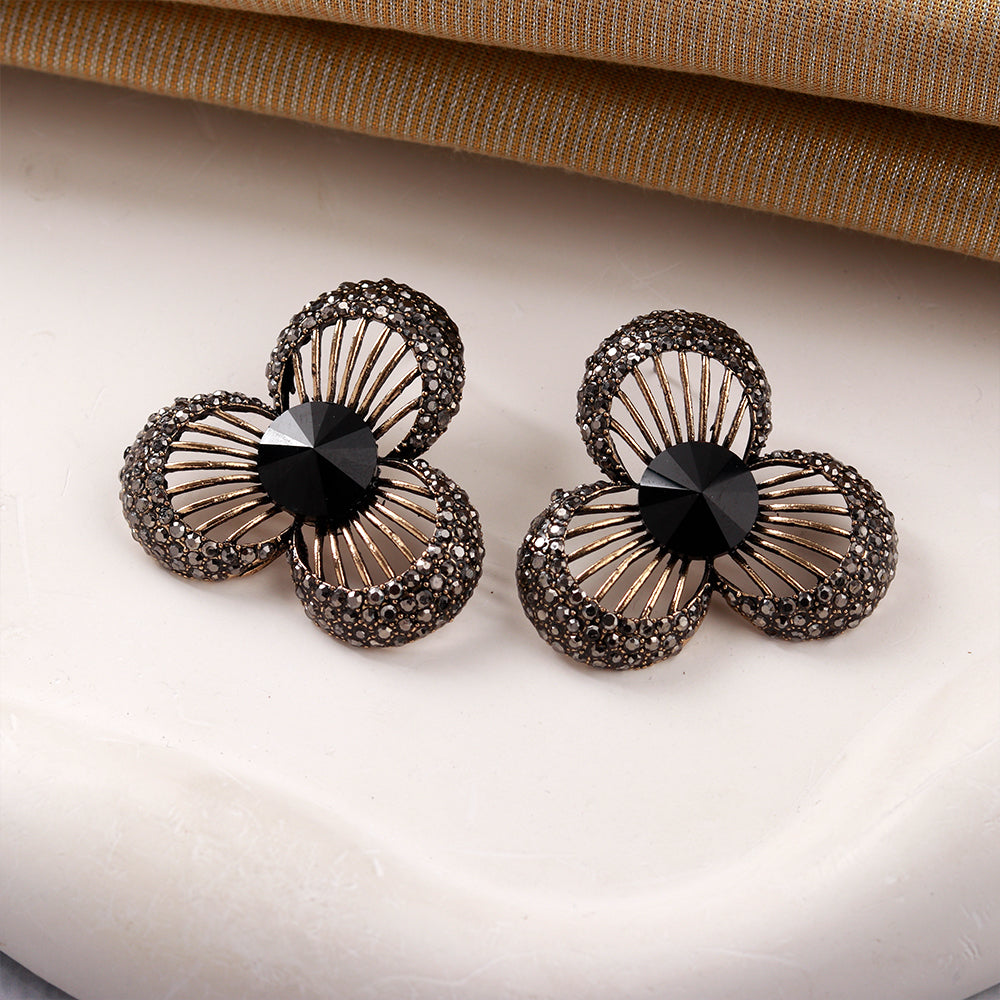 Lily Gleam- Stone studded stud earrings
