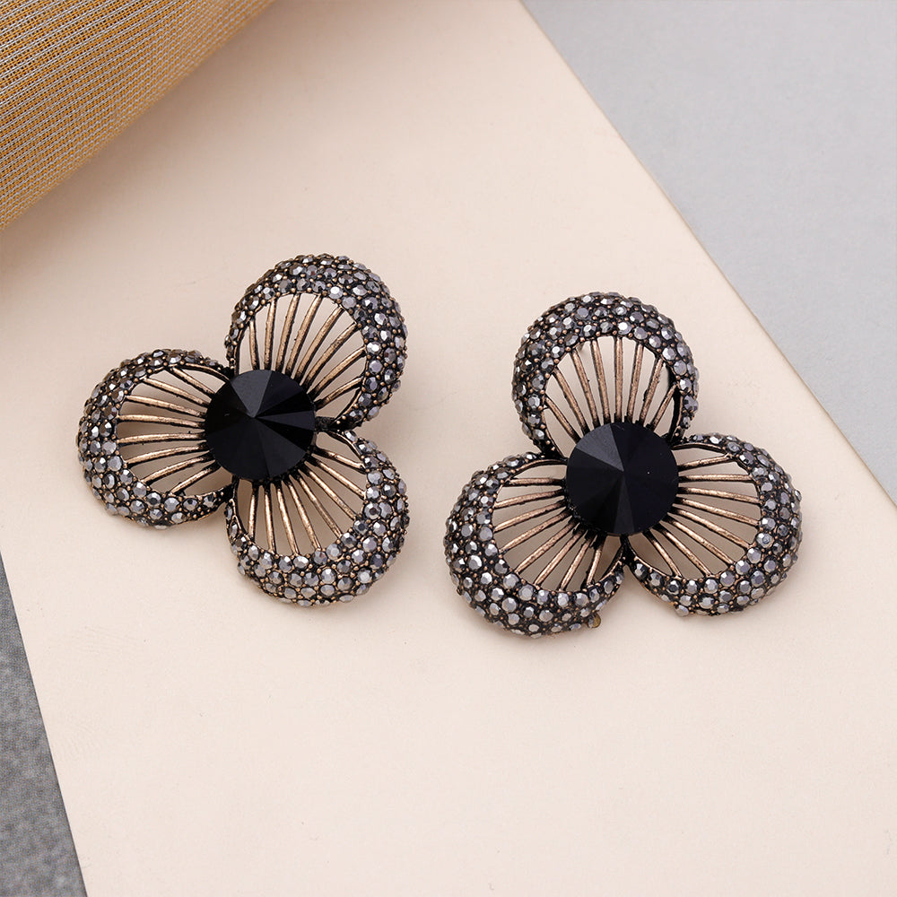 Lily Gleam- Stone studded stud earrings