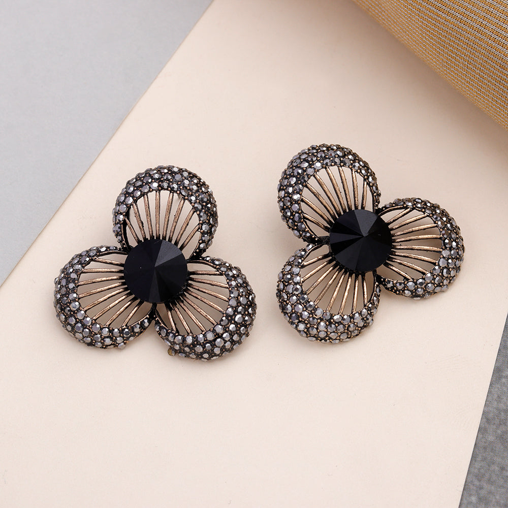 Lily Gleam- Stone studded stud earrings