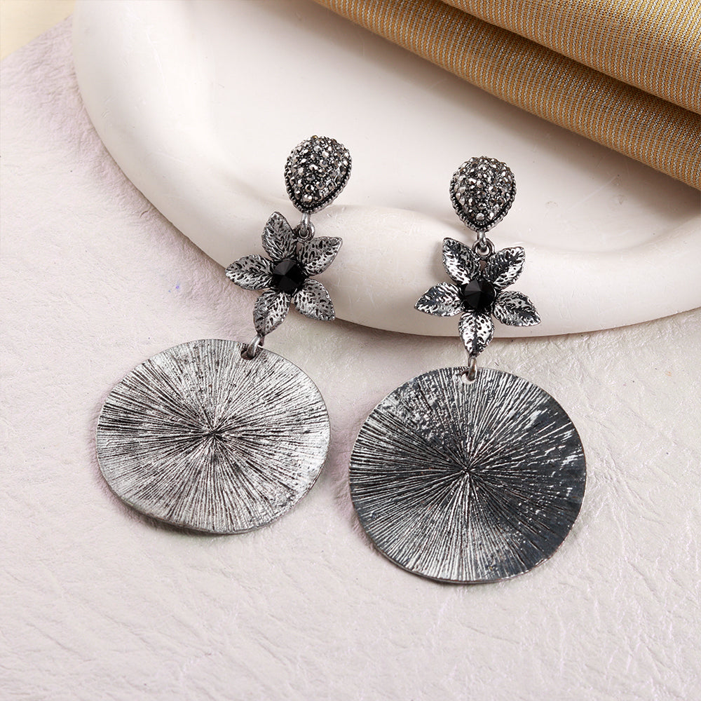 Shimmer Line- Metallic Dangler Earrings