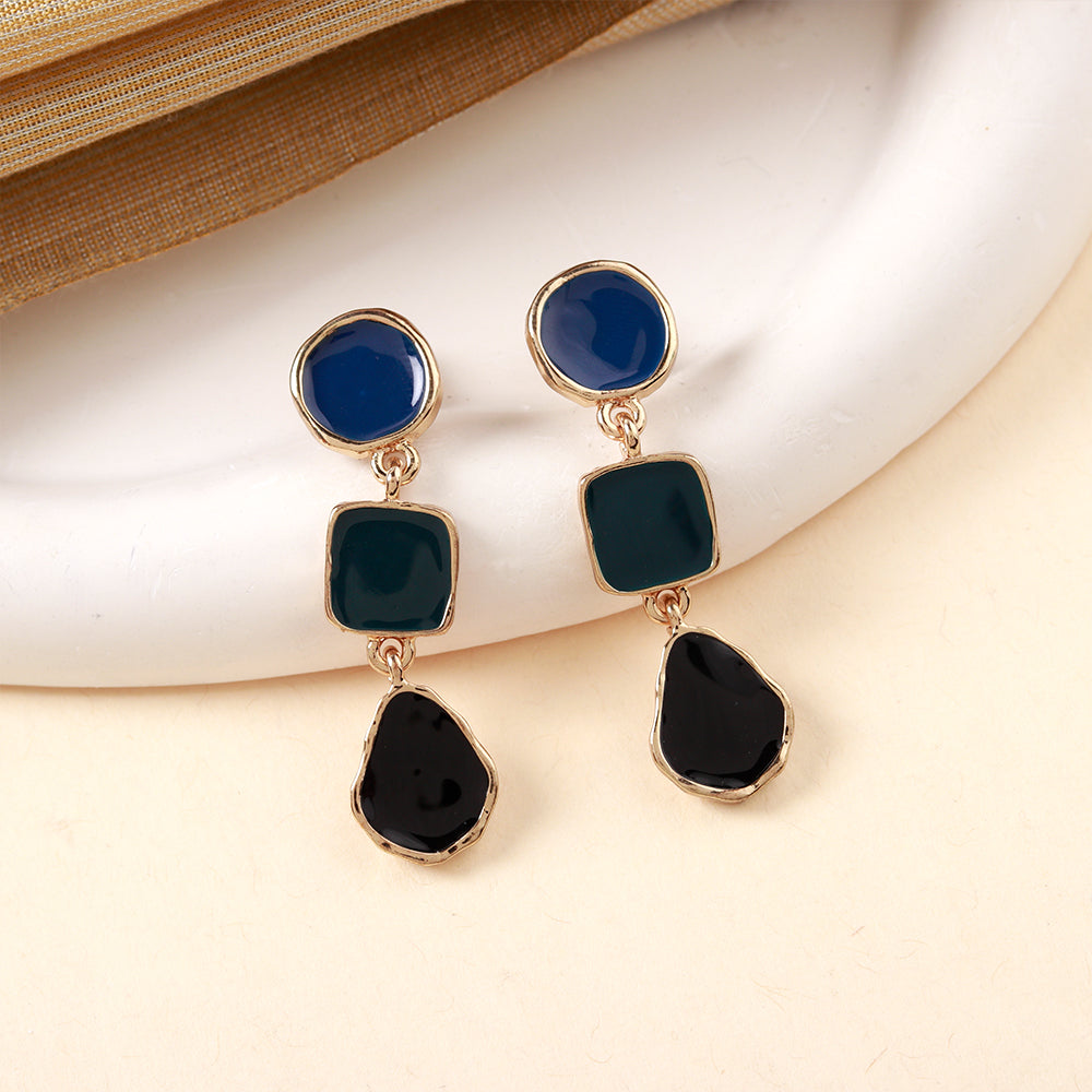 Star Thread- Geometric Dangling Earrings