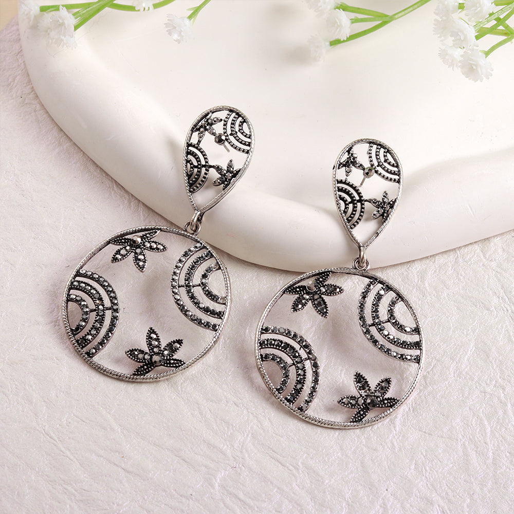 Golden Texture- Stone studded dangler earrings