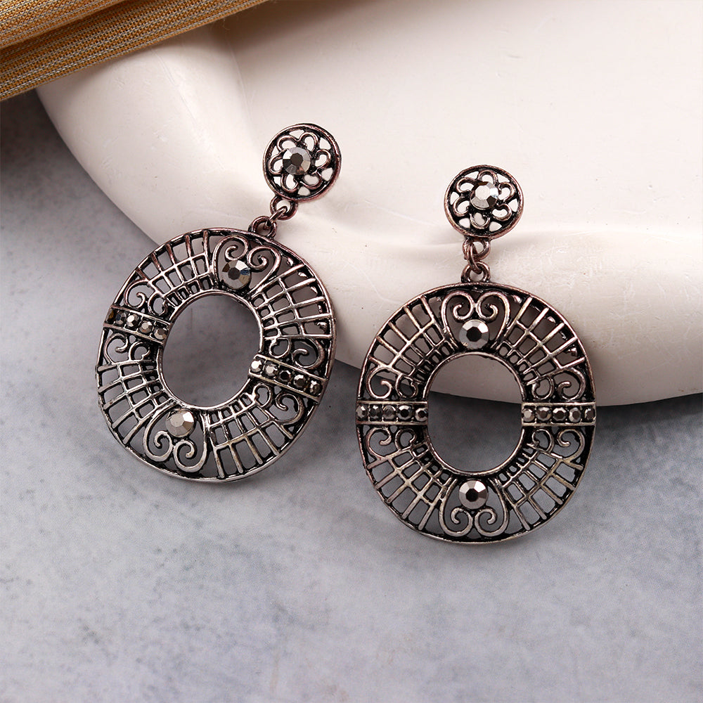 Drifted light- Patterned Dangler earrings