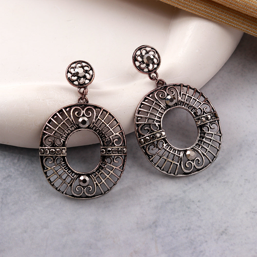 Drifted light- Patterned Dangler earrings